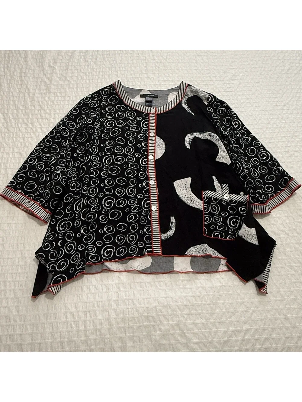 Ali Miles 1X Black Abstract Mixed Media Button Front Handkerchief Hem Tunic Top